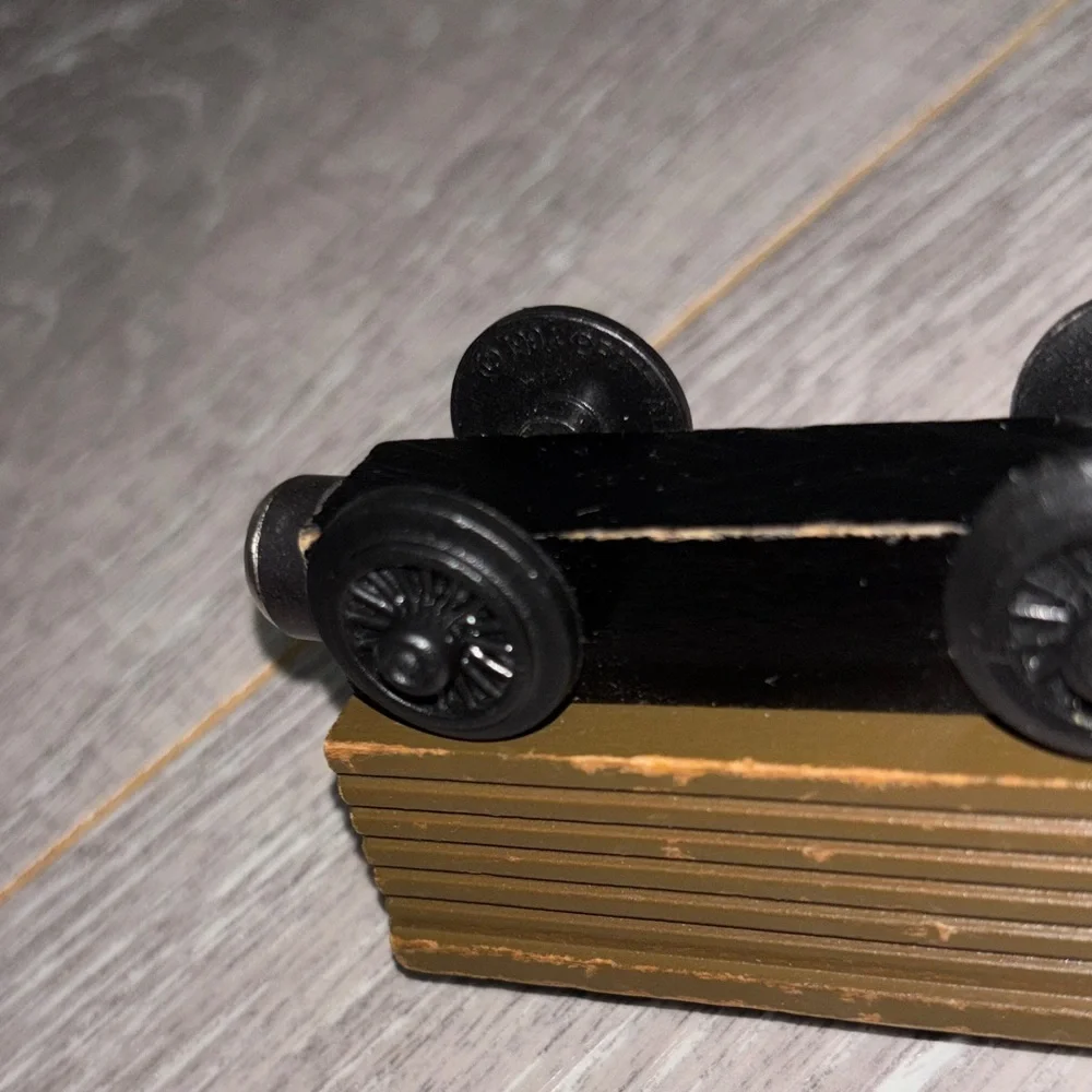 Wooden Troublesome Truck Brakevan - White Face! Thomas & Friends